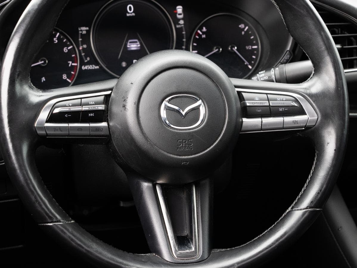 Mazda Mazda3 2019 — photo 16