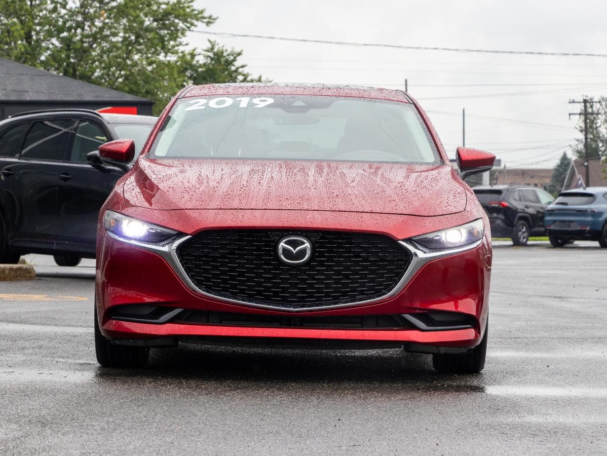 Mazda Mazda3 2019 — photo 3