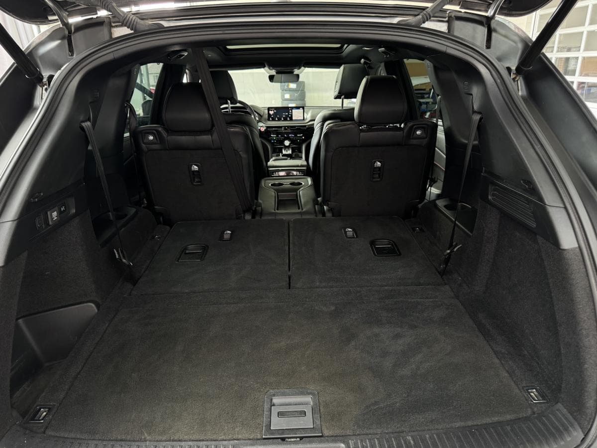 Acura MDX 2023 — photo 10