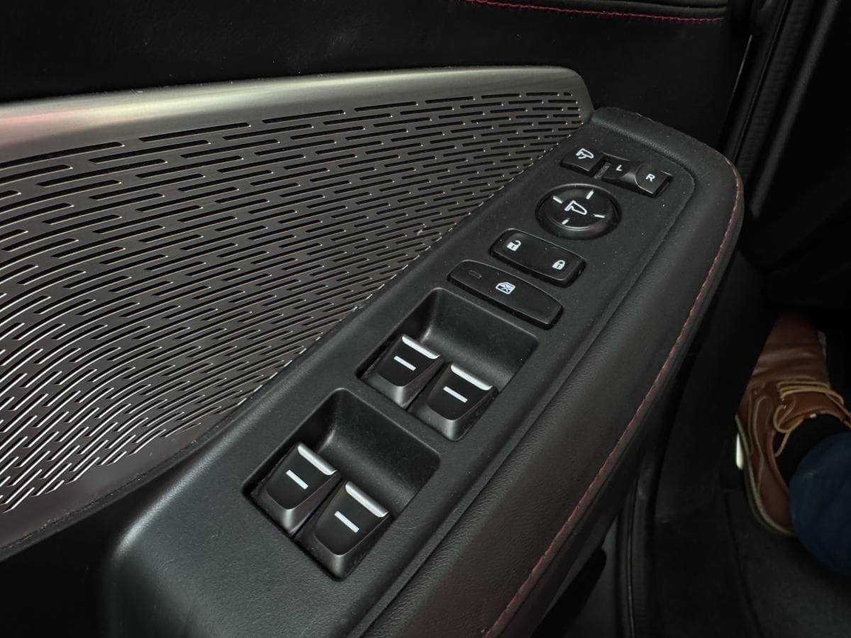 Acura MDX 2023 — photo 16