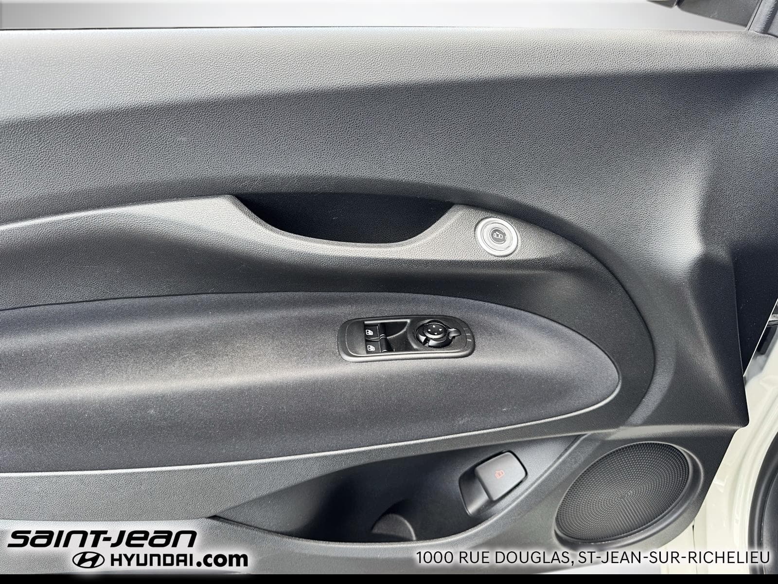 Fiat 500e 2024 — photo 9