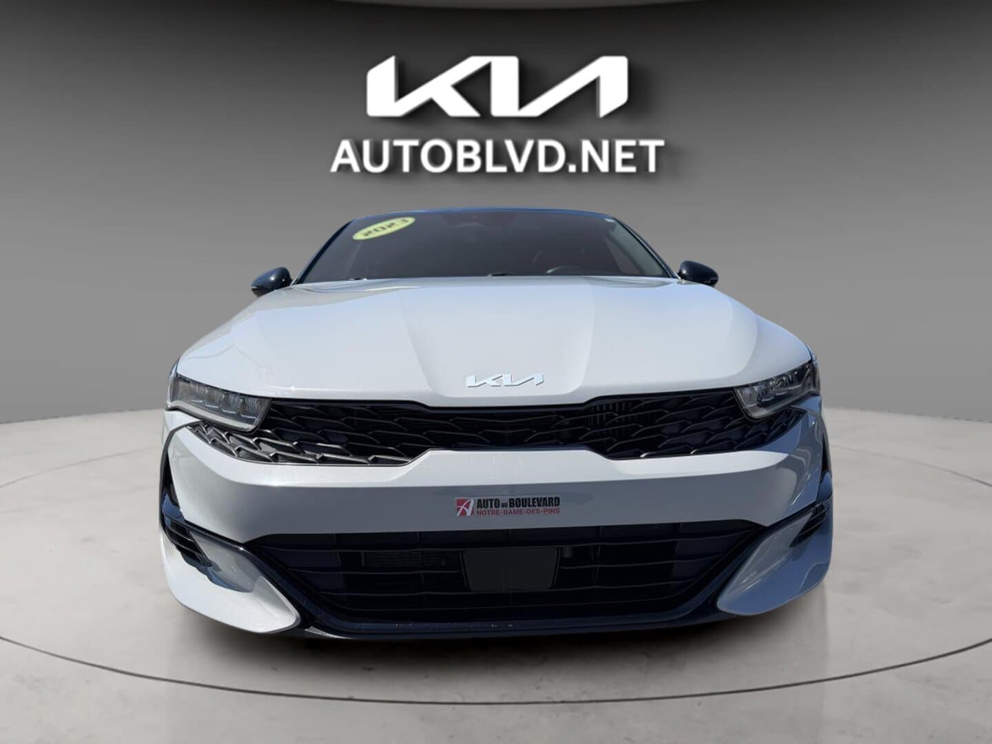 Kia K5 2023 — photo 20