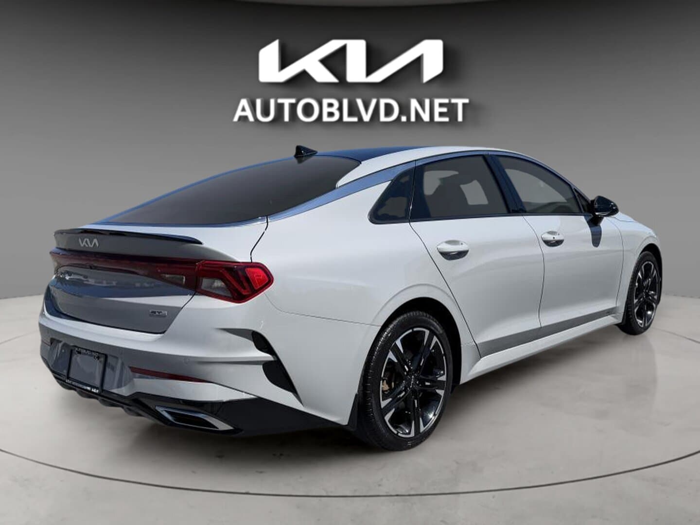 Kia K5 2023 — photo 3
