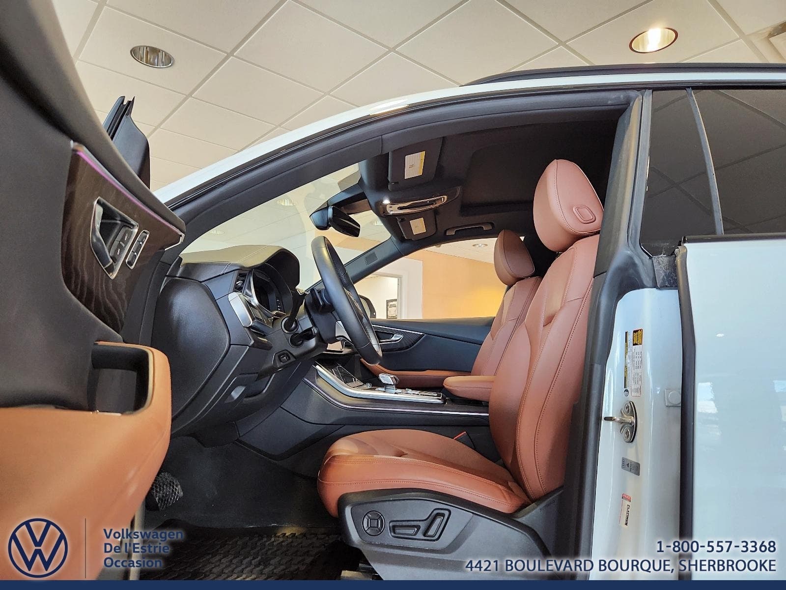 Audi Q8 2023 — photo 11