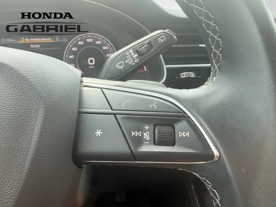 Audi Q8 2023 — photo 15