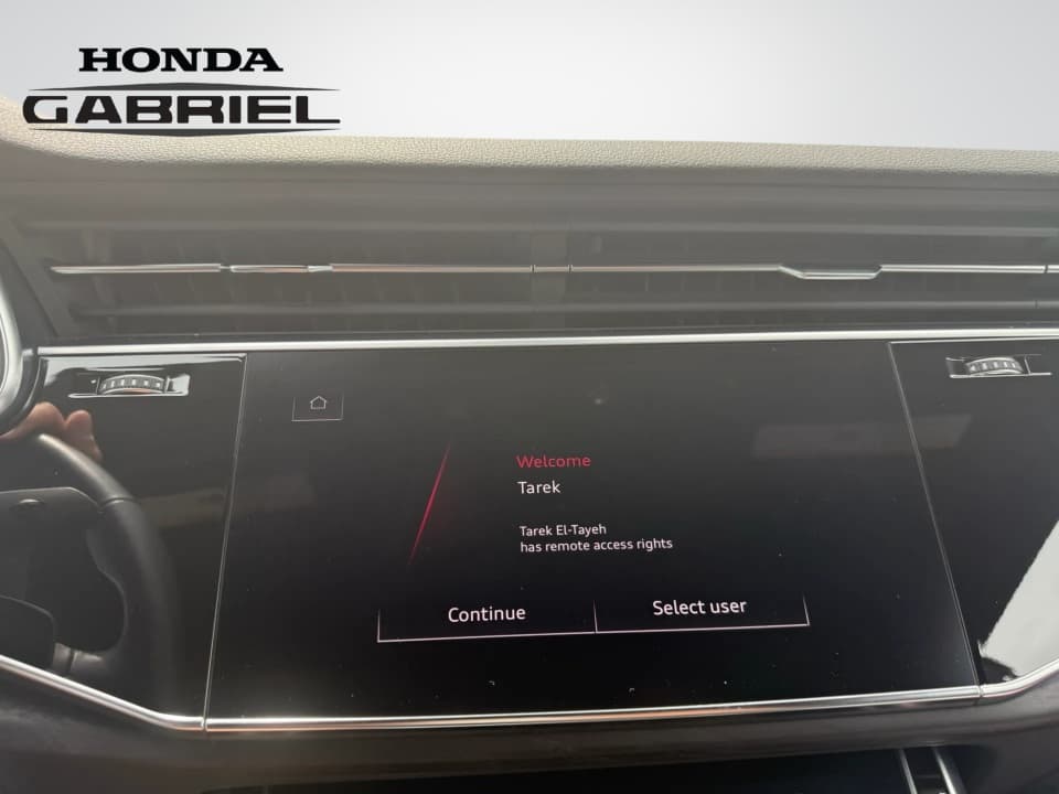Audi Q8 2023 — photo 17