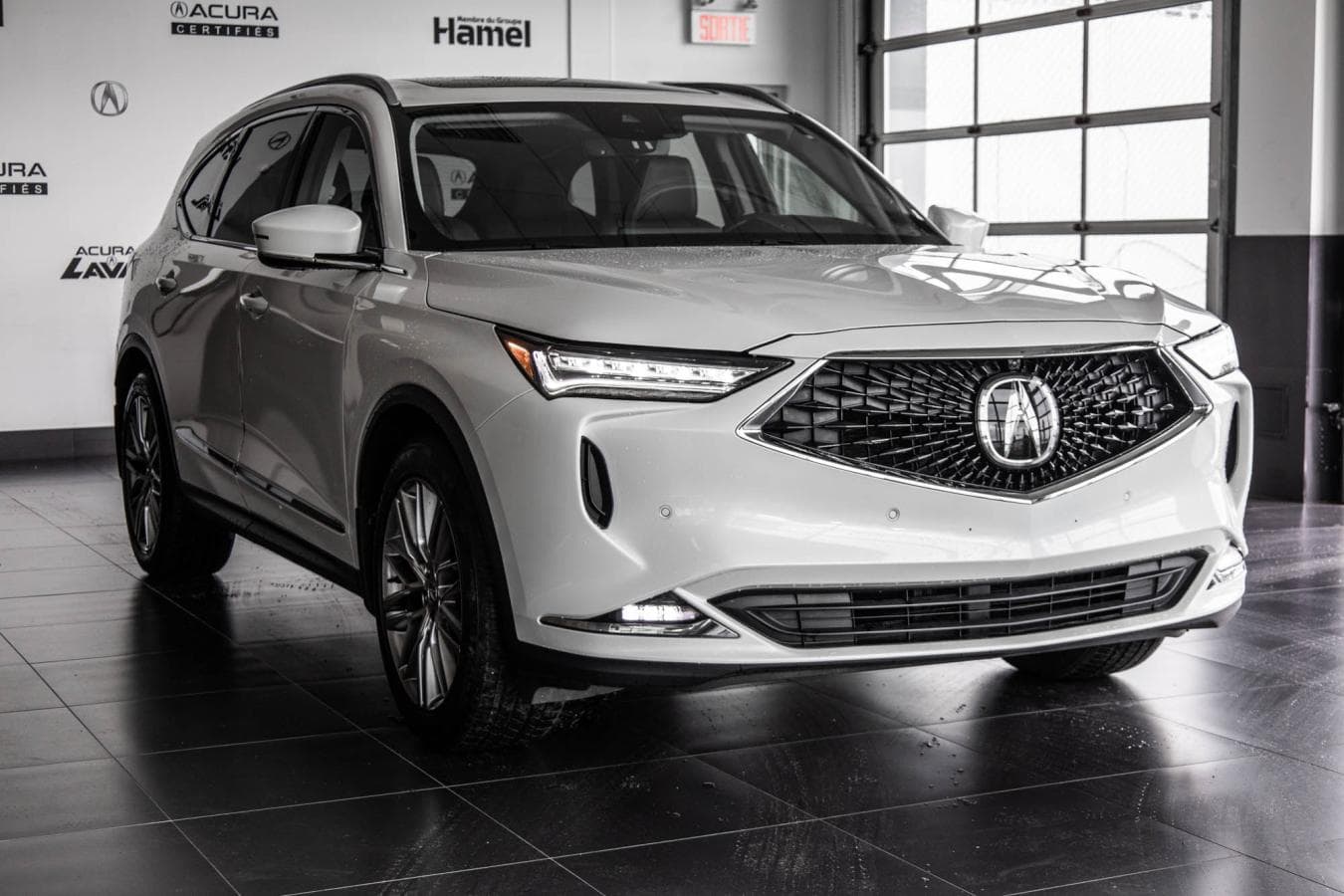 Acura MDX 2024 — photo 3