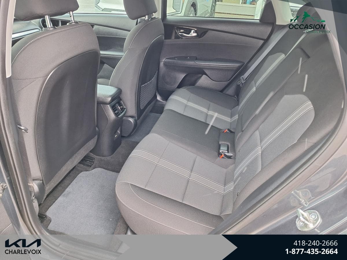 Kia Forte 2023 — photo 8