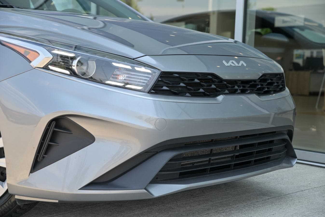 Kia Forte 2023 — photo 2