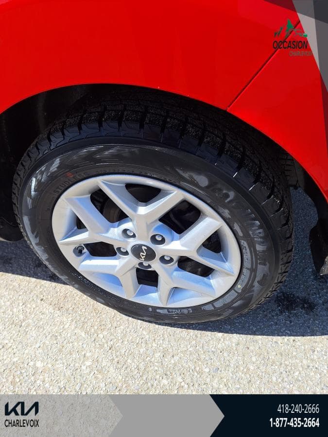 Kia Soul 2023 — photo 8