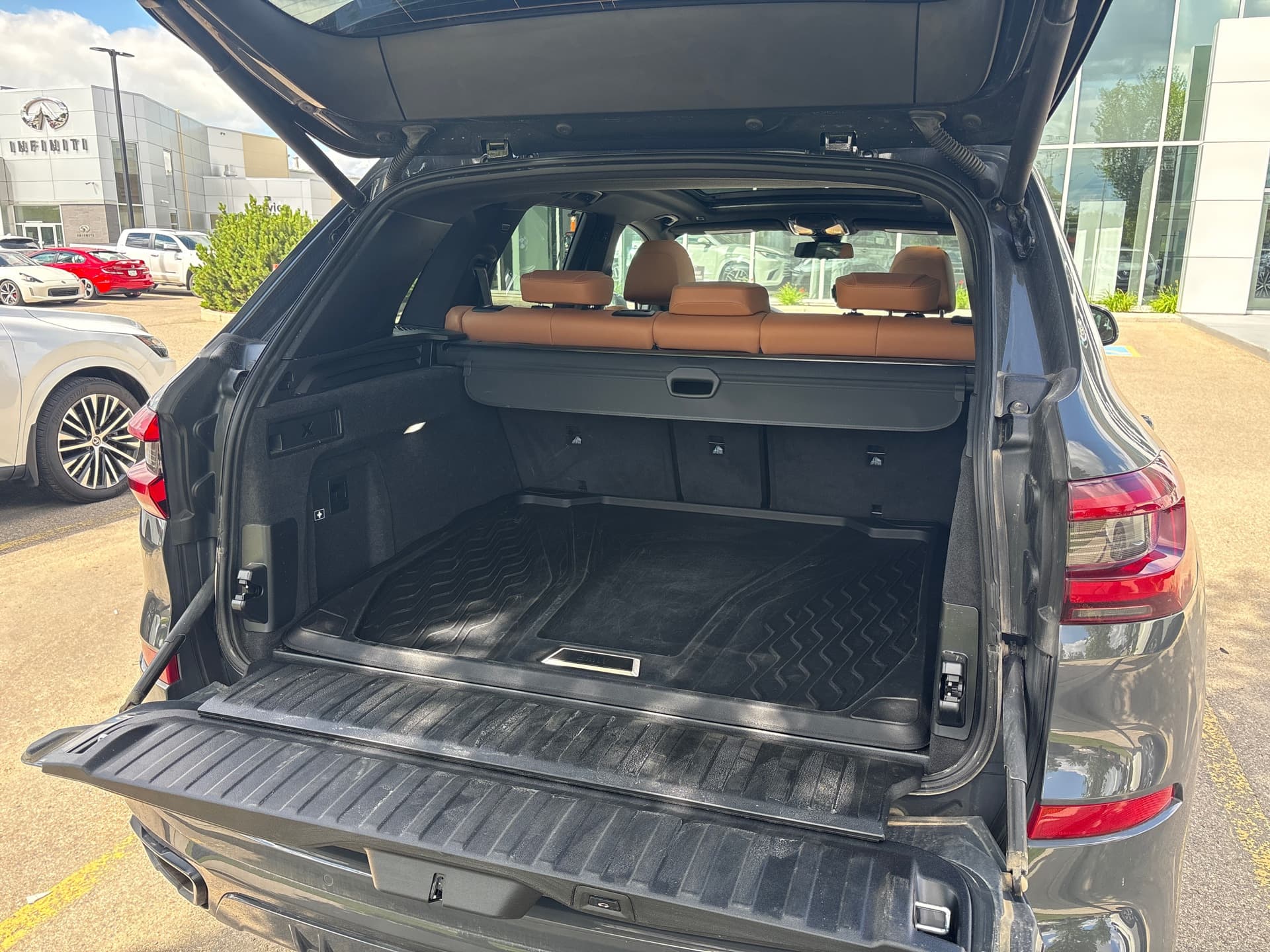 BMW X5 xDrive40i 2023 — photo 10