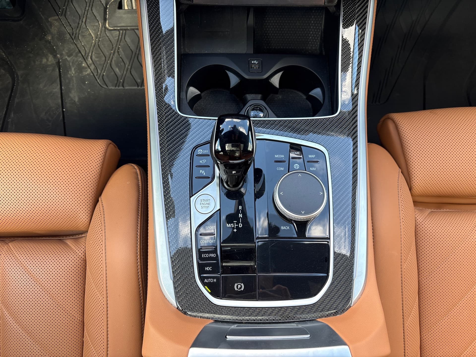 BMW X5 xDrive40i 2023 — photo 9