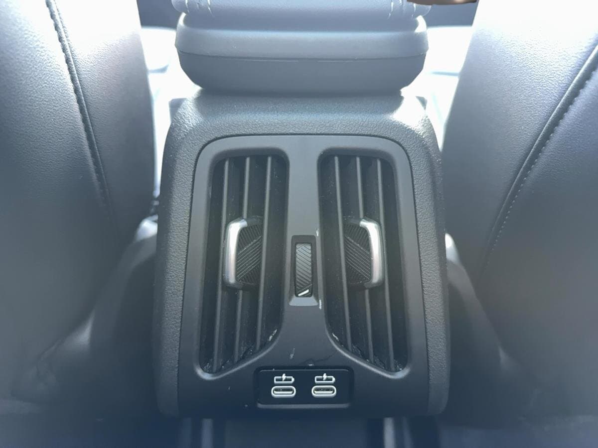 BMW X1 2024 — photo 15