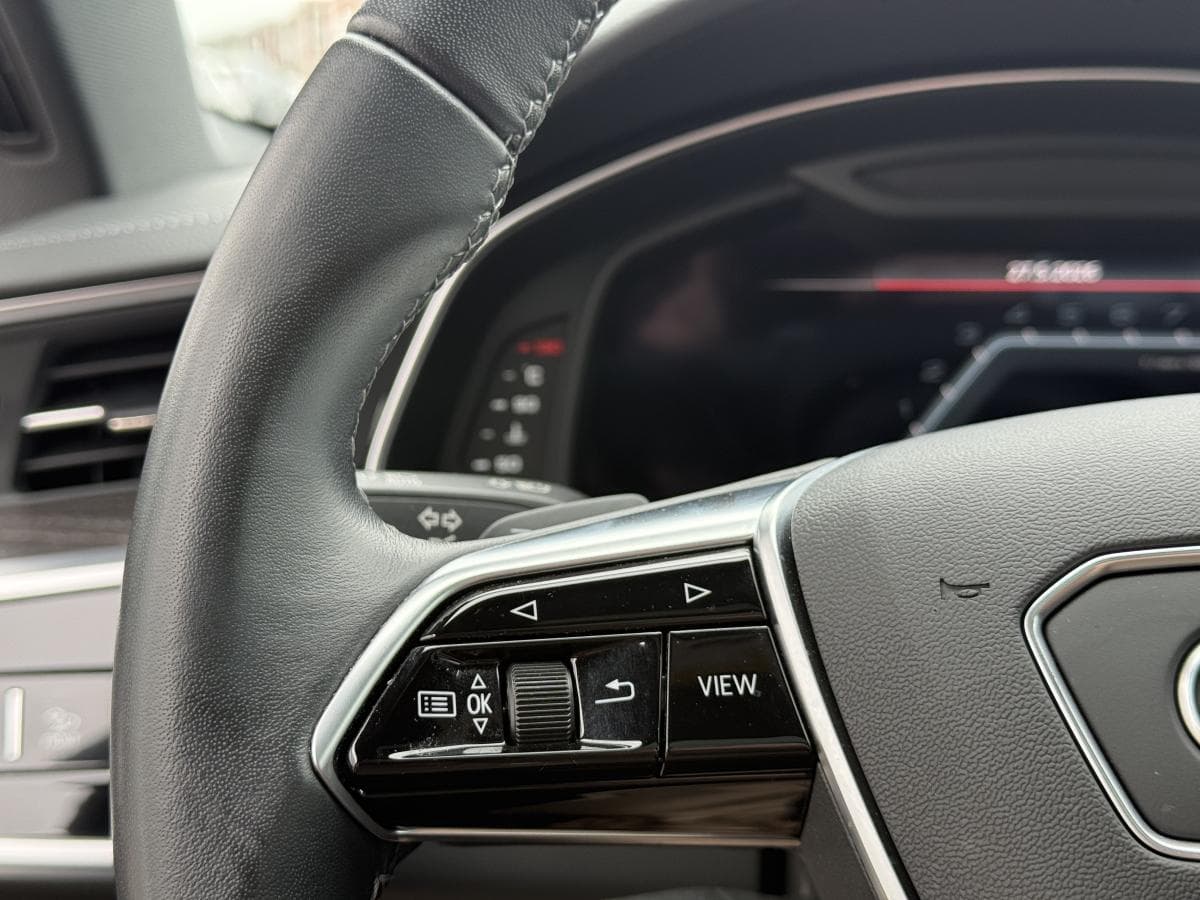 Audi A7 2023 — photo 16