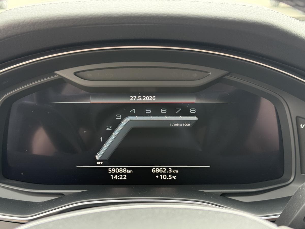 Audi A7 2023 — photo 18