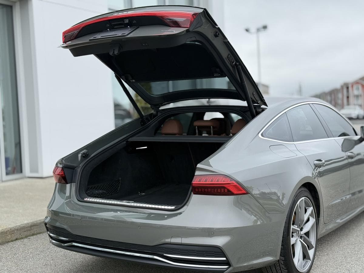 Audi A7 2023 — photo 10