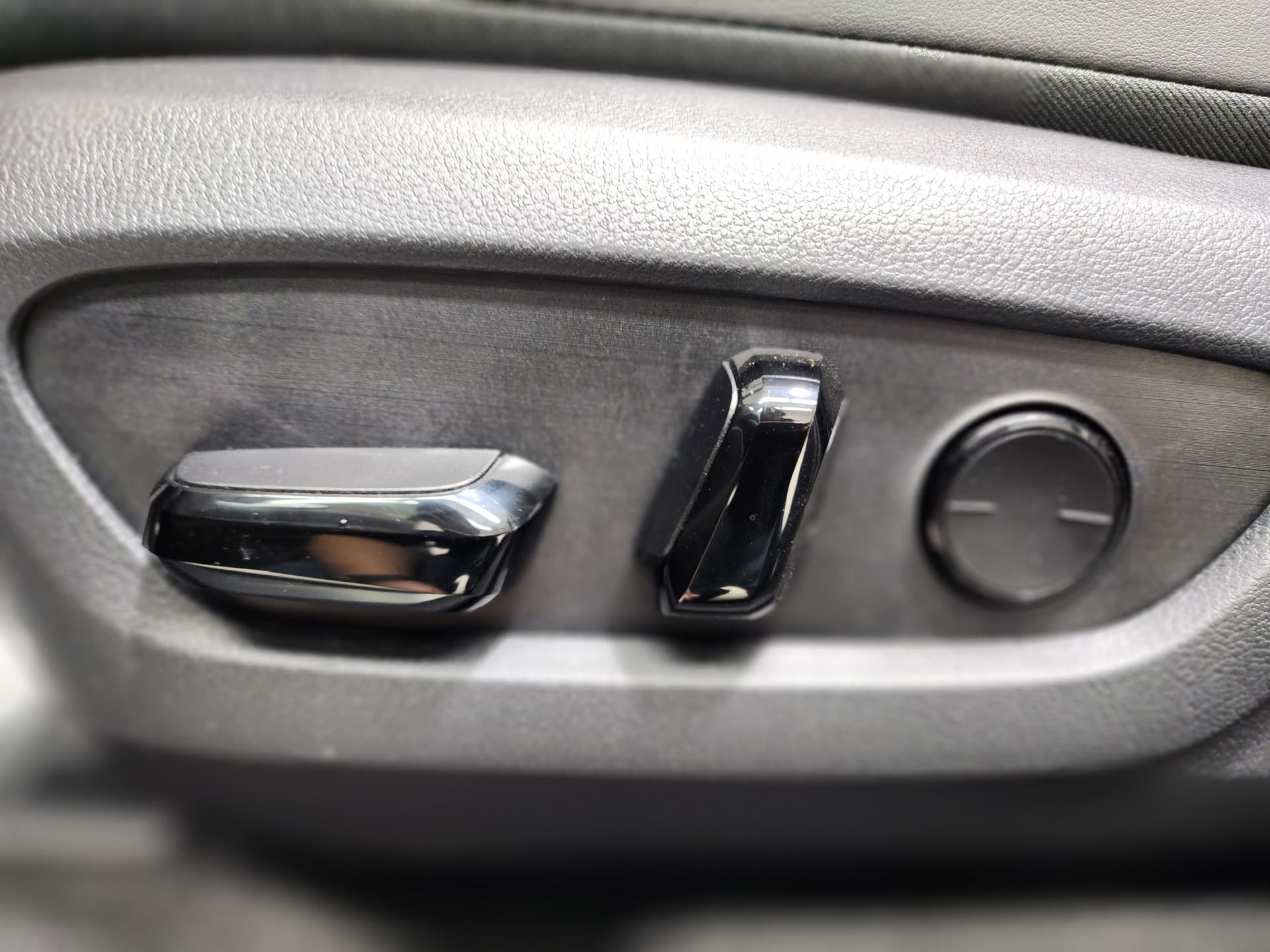 Lexus NX 350h 2025 — photo 11