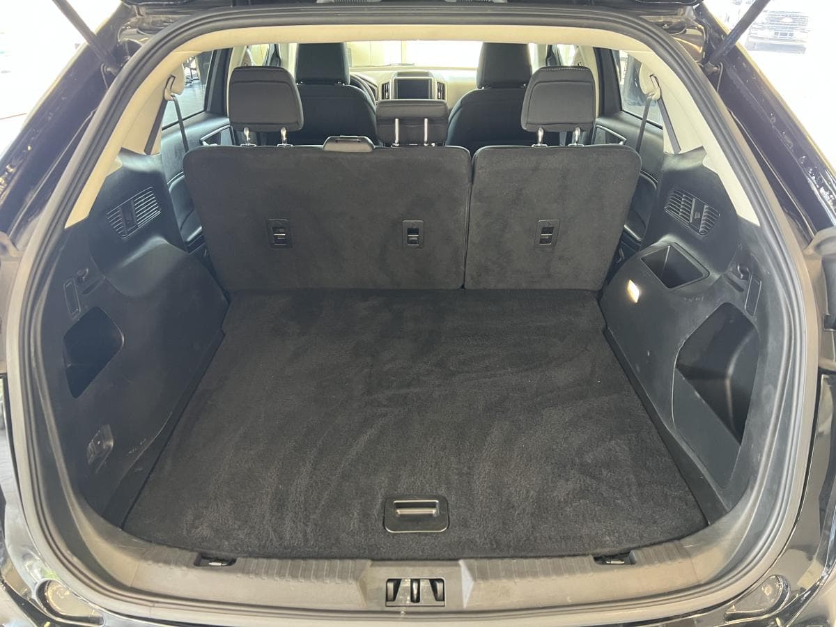 Ford Edge 2022 — photo 8