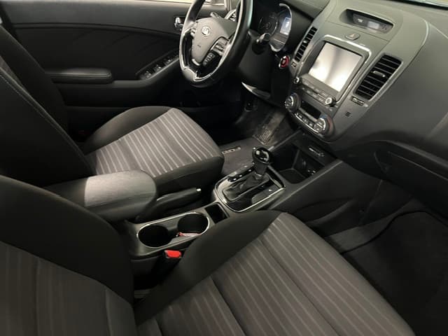Kia Forte 2017 — photo 7