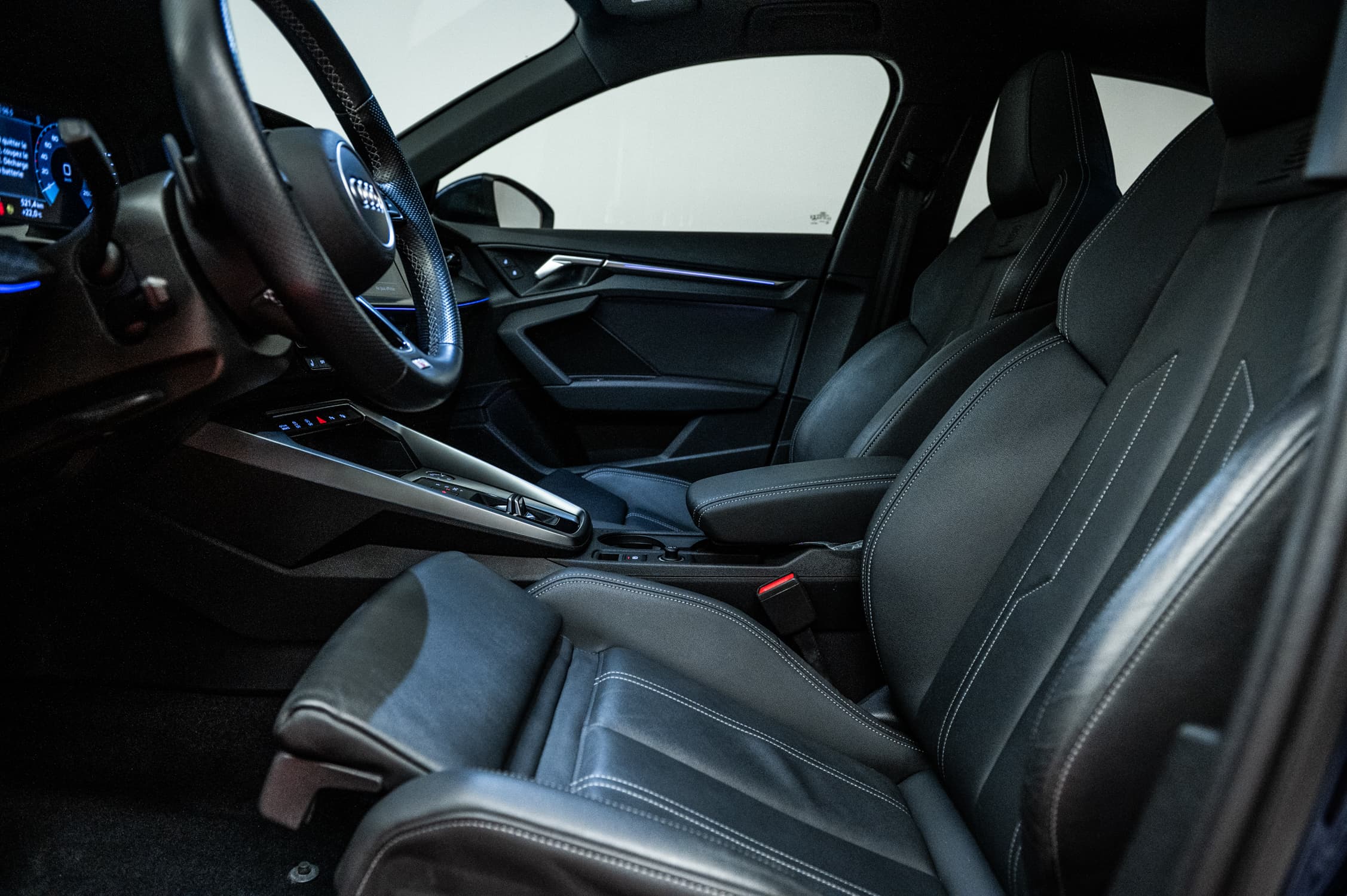 Audi A3 2022 — photo 13