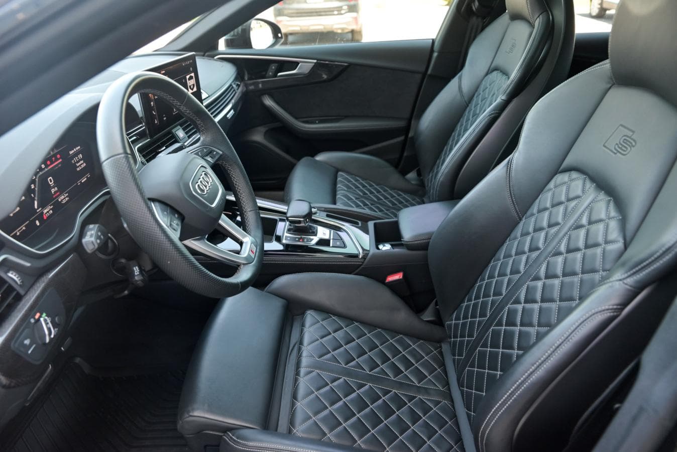Audi S5 2024 — photo 12