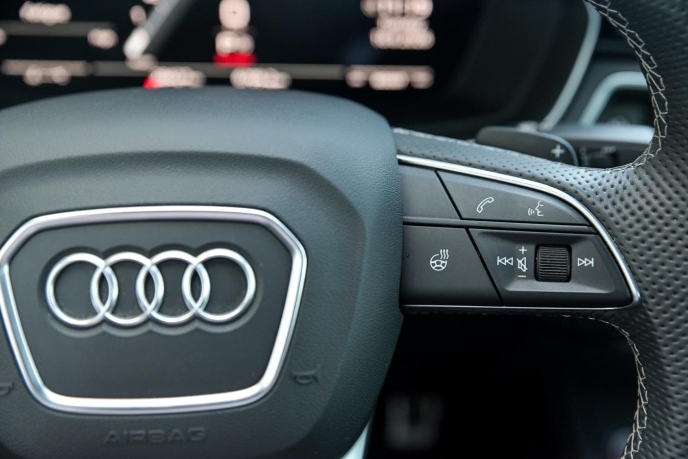 Audi S5 2024 — photo 17