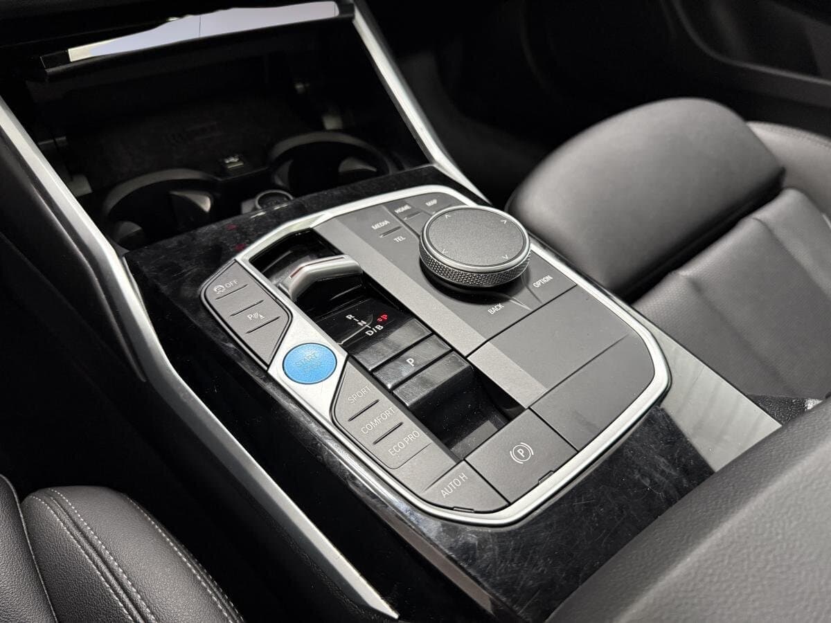 BMW i4 2024 — photo 12