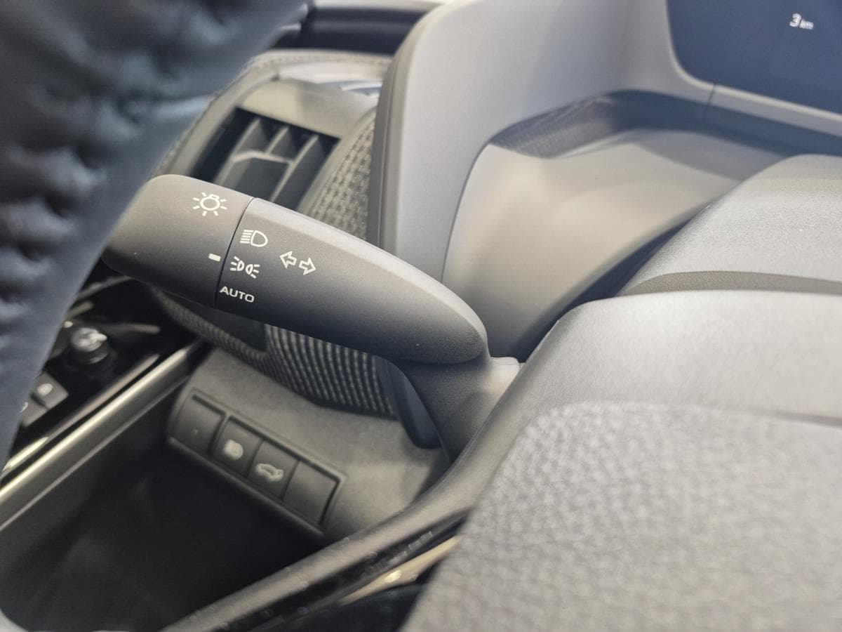 Toyota bZ 2025 — photo 11