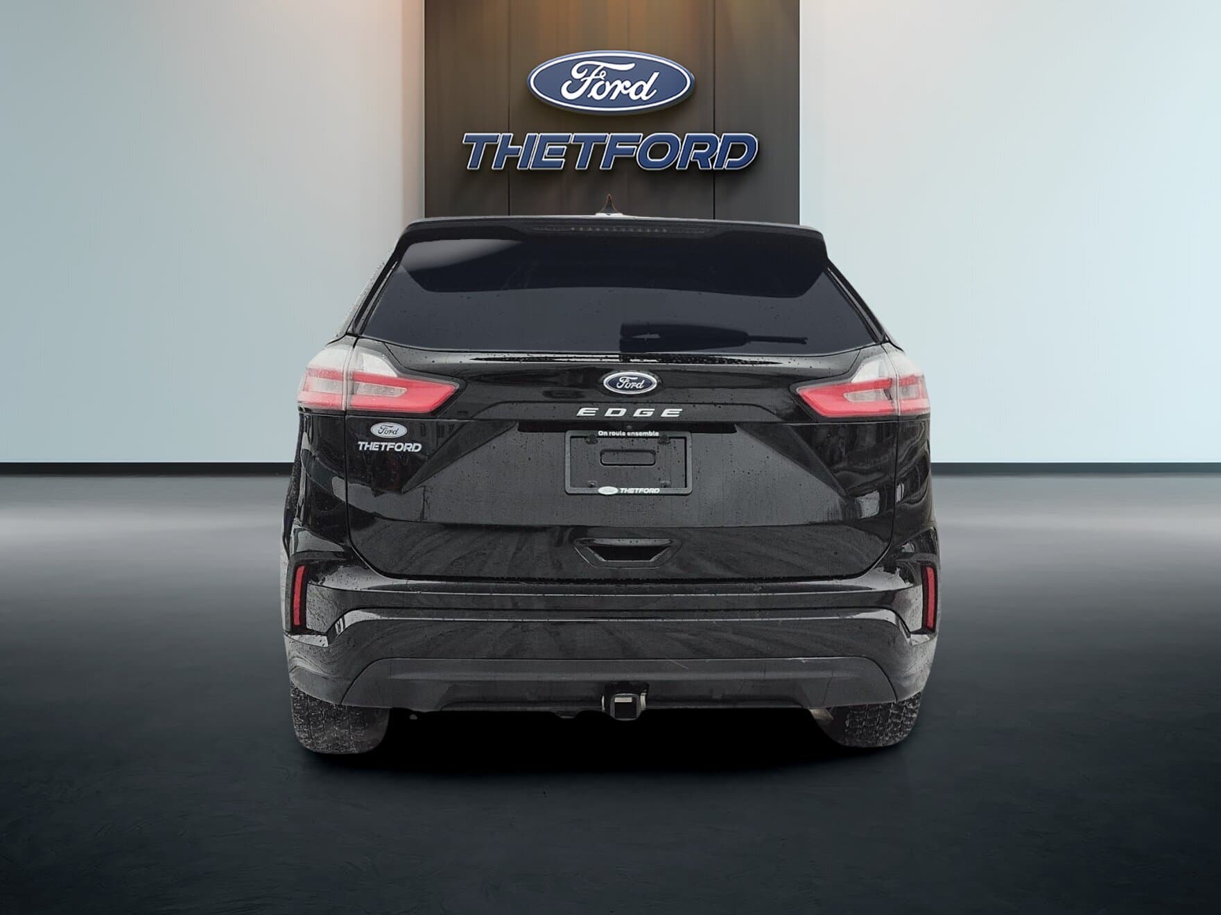 Ford Edge 2023 — photo 3