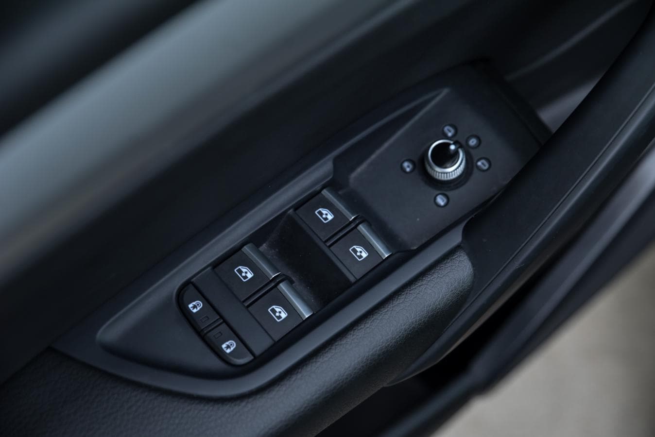 Audi Q5 2023 — photo 11