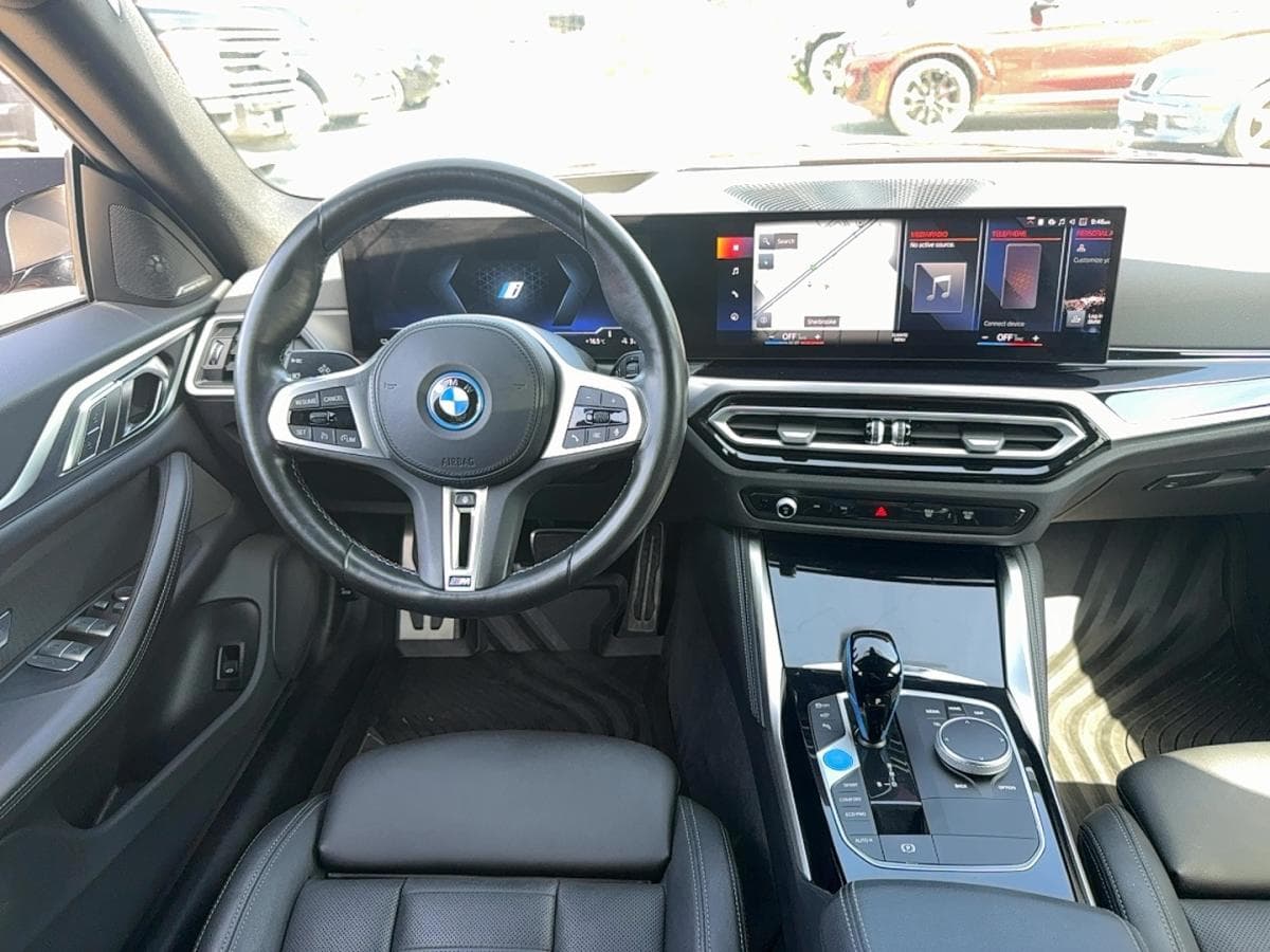 BMW i4 2023 — photo 9