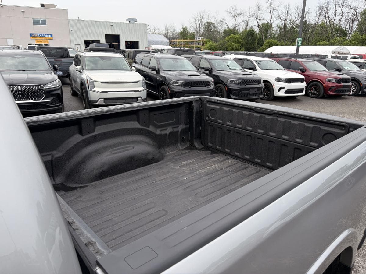 RAM 1500 2025 — photo 12