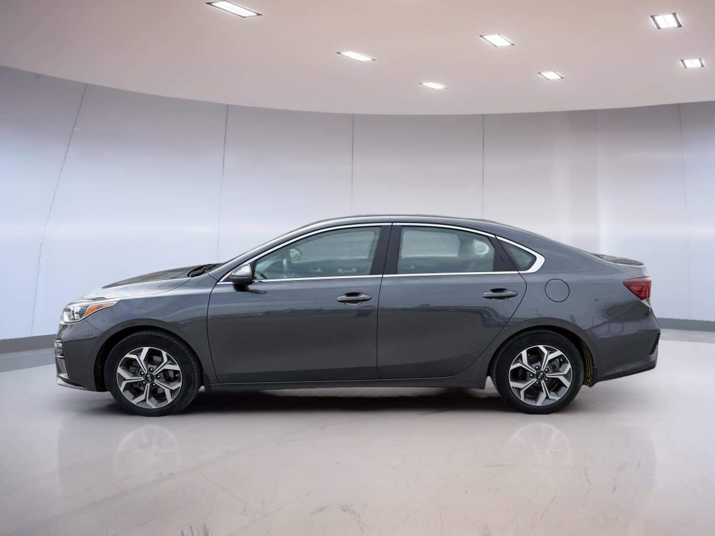 Kia Forte 2021 — photo 8