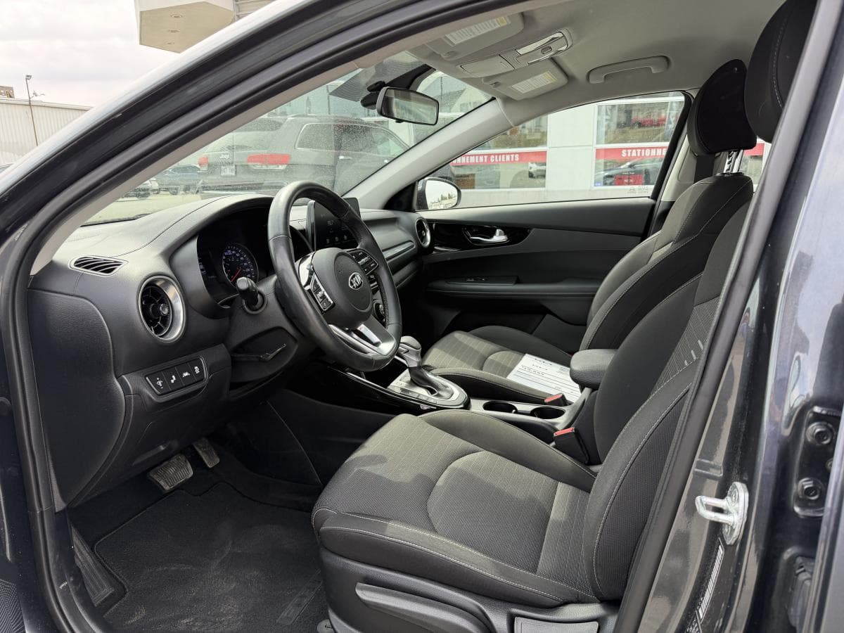 Kia Forte 2021 — photo 9