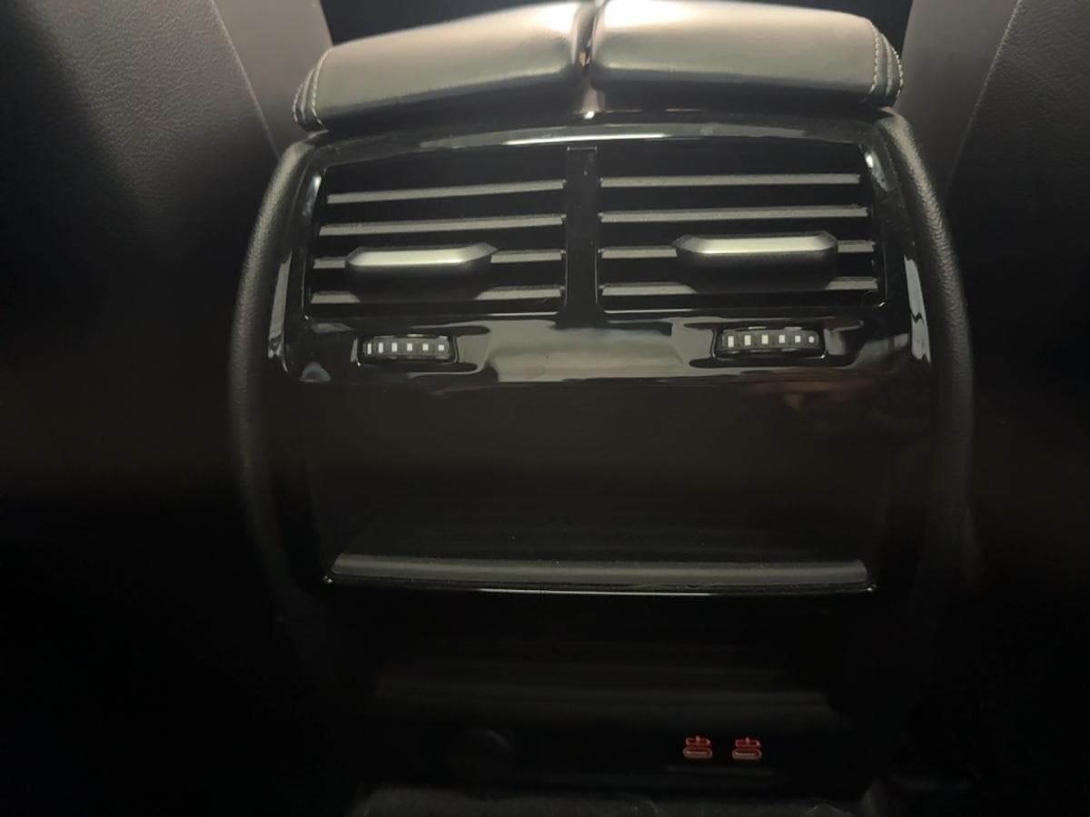 BMW 530i 2023 — photo 13