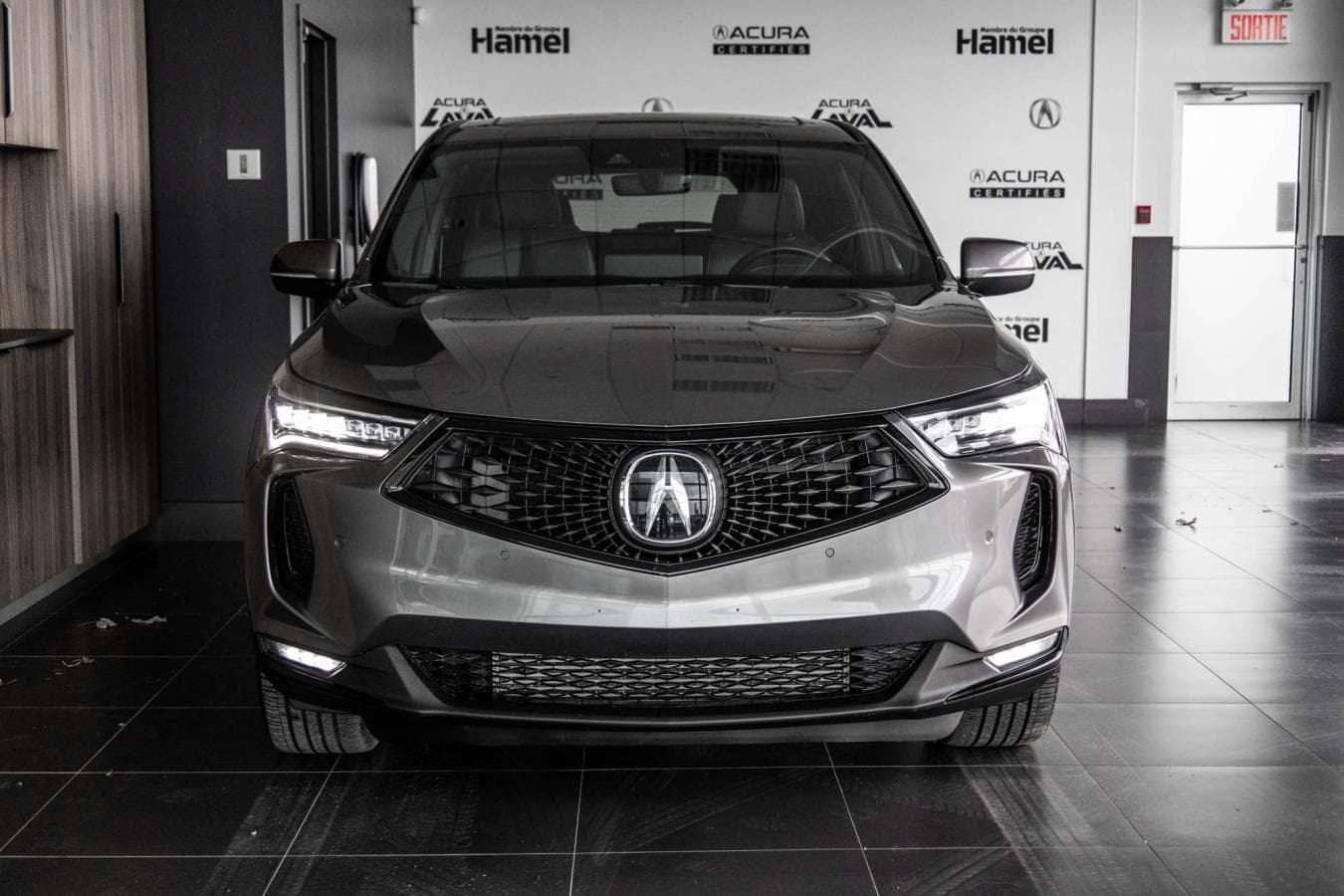 Acura RDX 2023 — photo 2