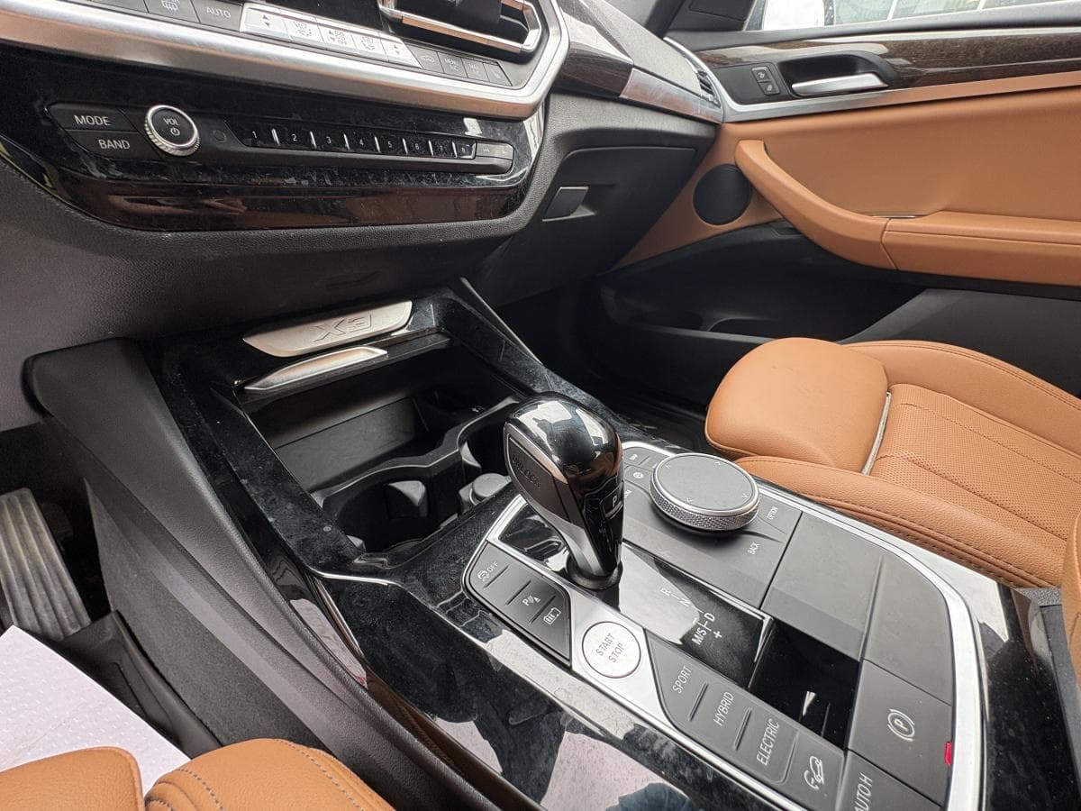 BMW X3 2022 — photo 14