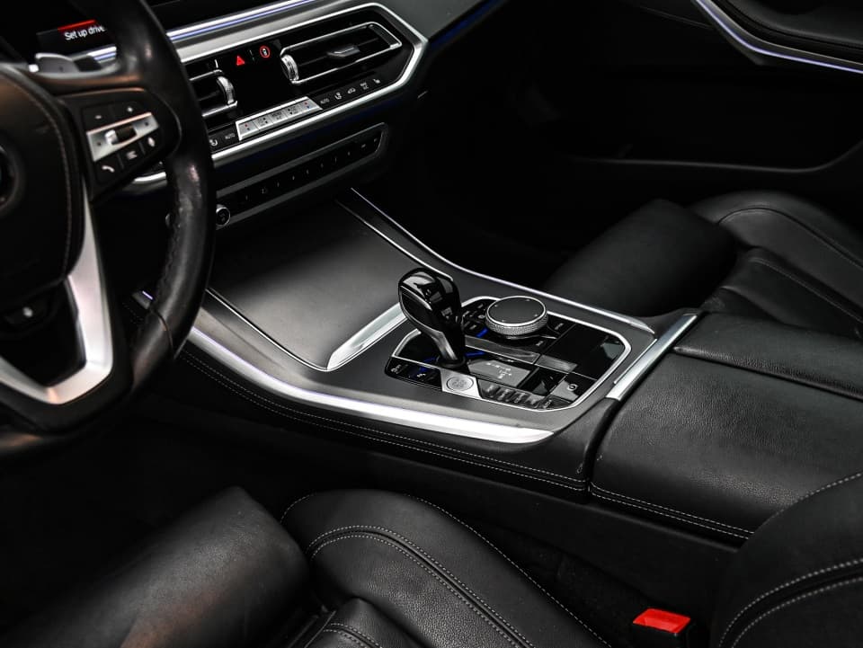 BMW X5 2022 — photo 18