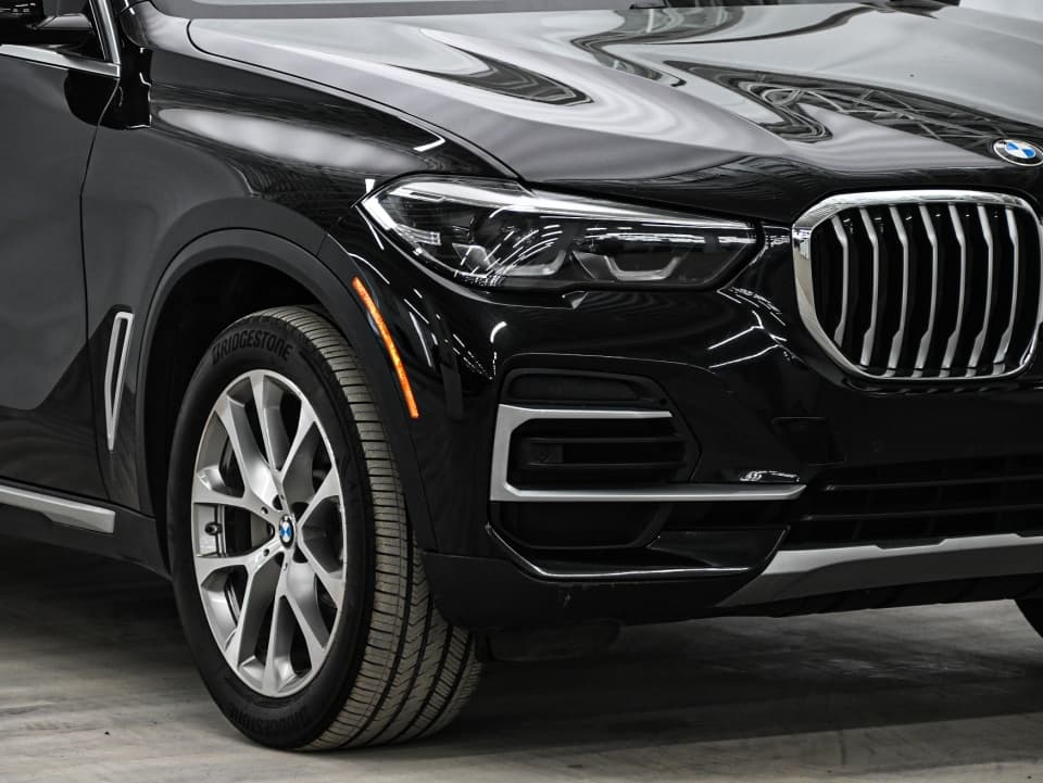 BMW X5 2022 — photo 2
