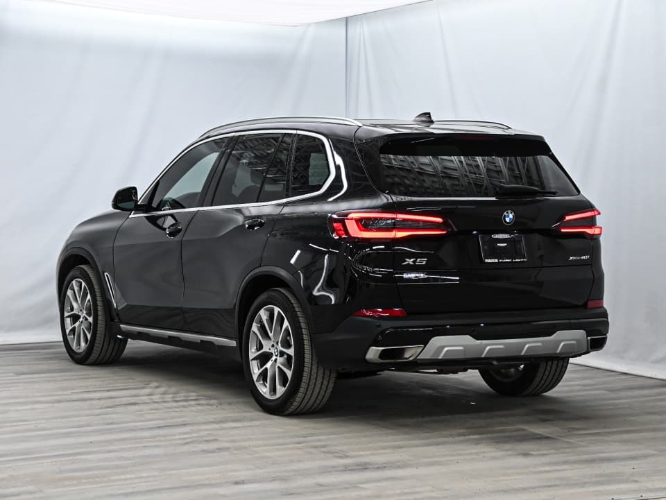 BMW X5 2022 — photo 8