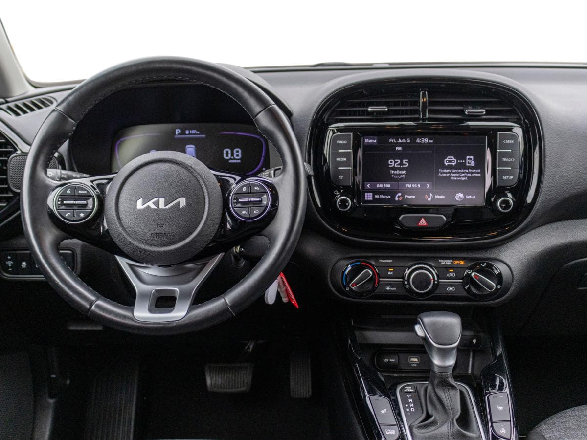 Kia Soul 2023 — photo 10
