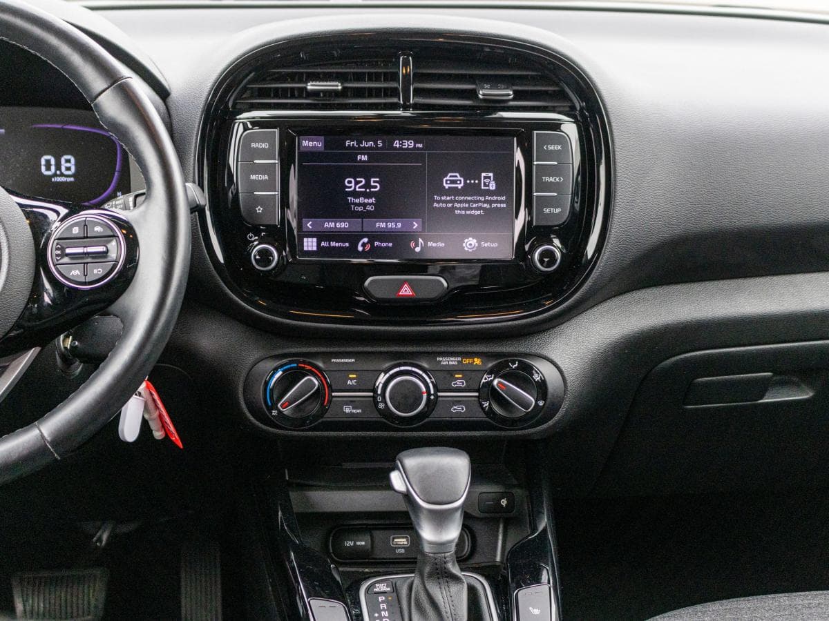 Kia Soul 2023 — photo 11