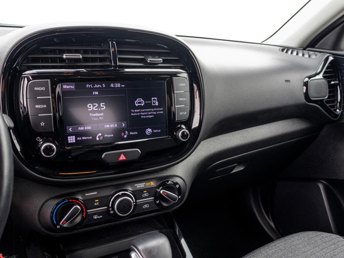 Kia Soul 2023 — photo 16