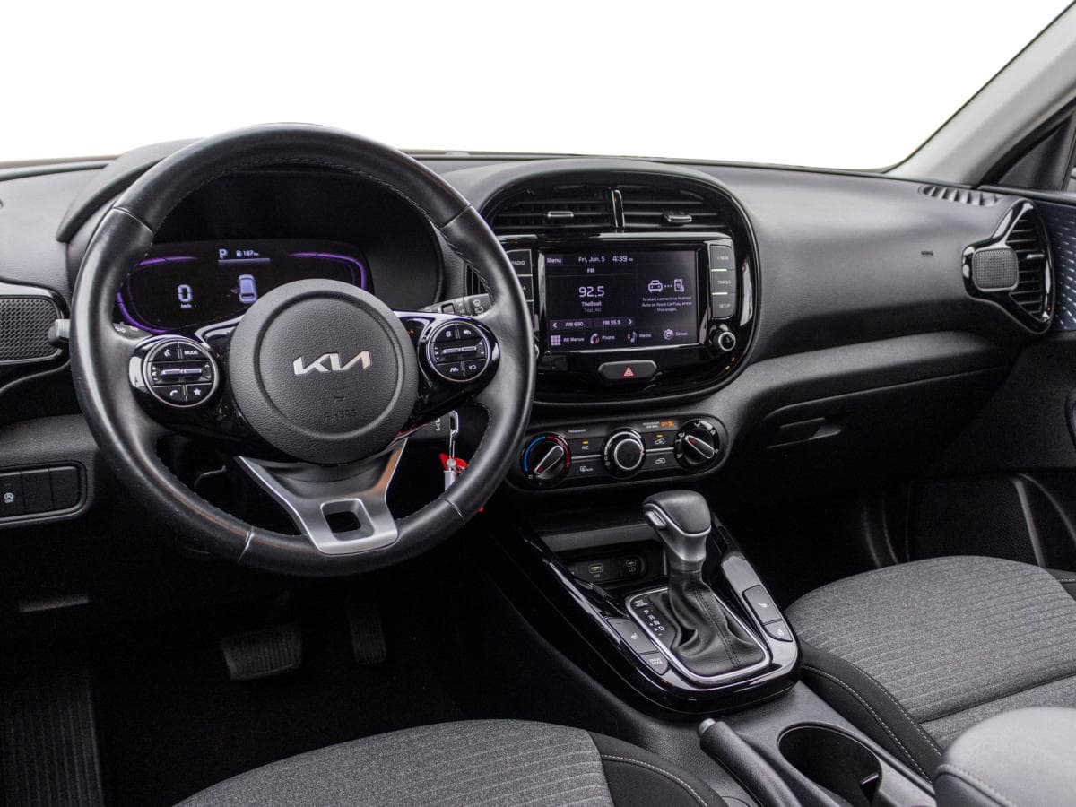 Kia Soul 2023 — photo 9