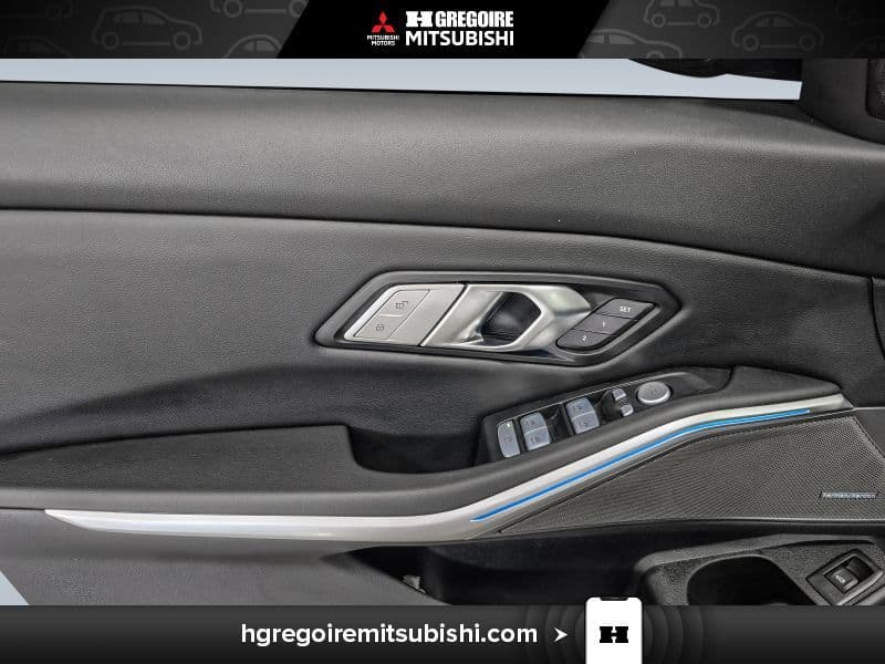 BMW 330i 2025 — photo 14