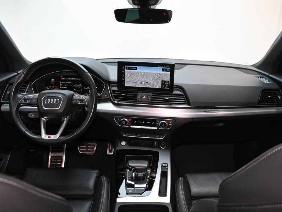 Audi Q5 2023 — photo 3