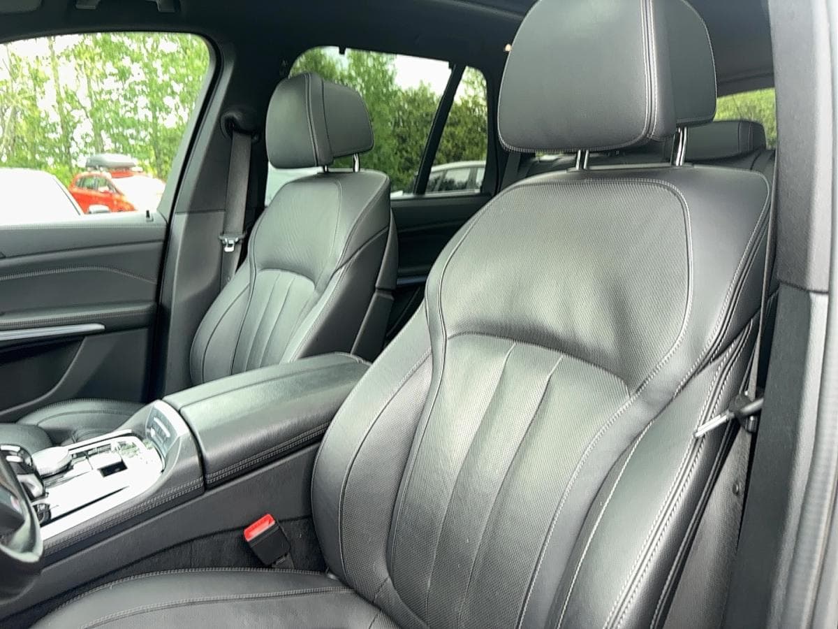 BMW X5 2022 — photo 13