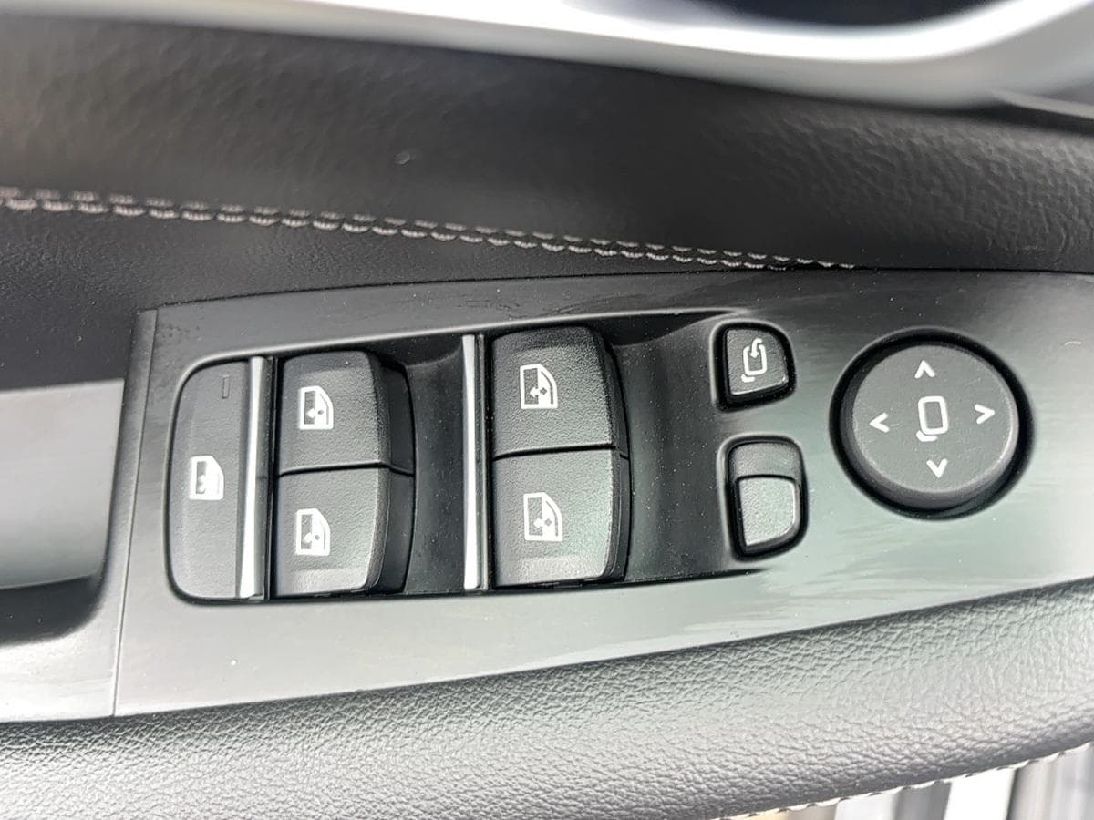 BMW X5 2022 — photo 10