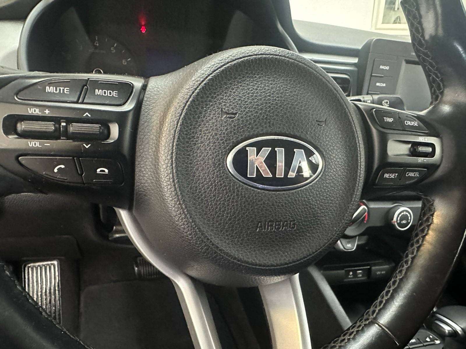 Kia Rio5 2019 — photo 9