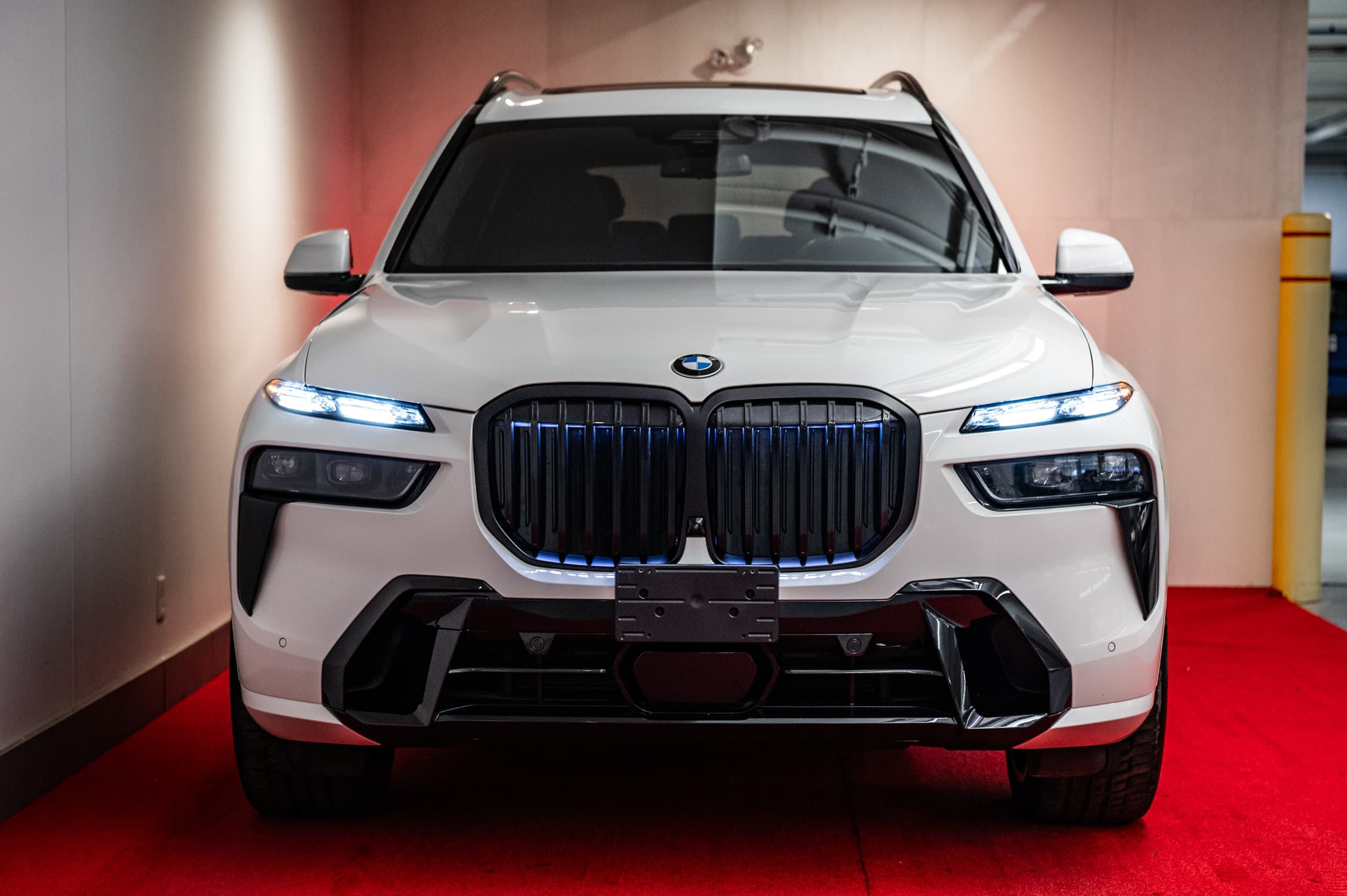 BMW X7 2024 — photo 2